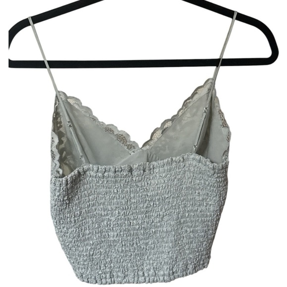 Express Women’s Mint Allover Lace Cropped Cami NWT Medium - Picture 2 of 6